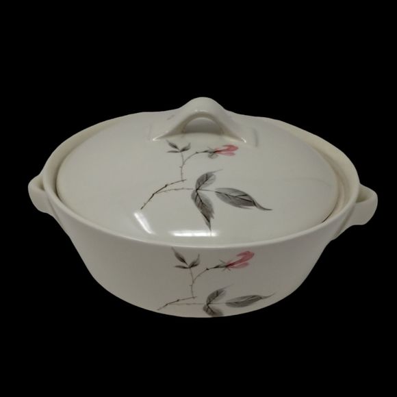 MCM Ballerina By Universal Casserole Dish Lidded Vented Handled Rosette 8"x3" - Picture 1 of 11